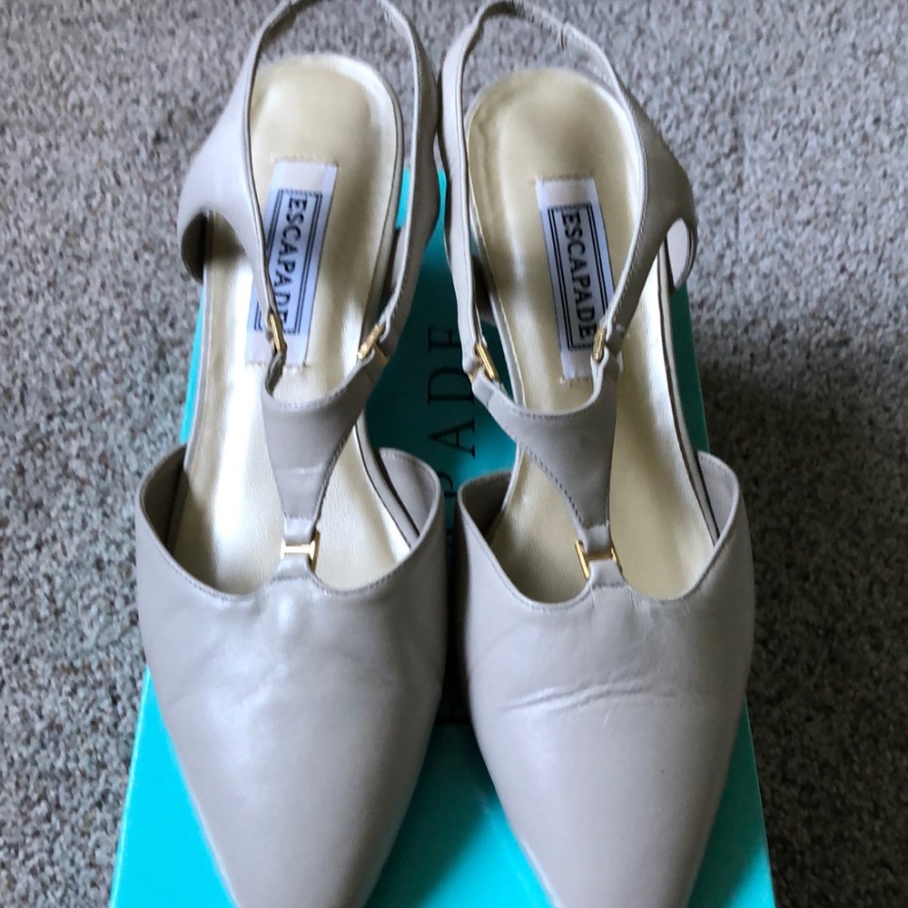 Escapade leather upper women’s dress shoe